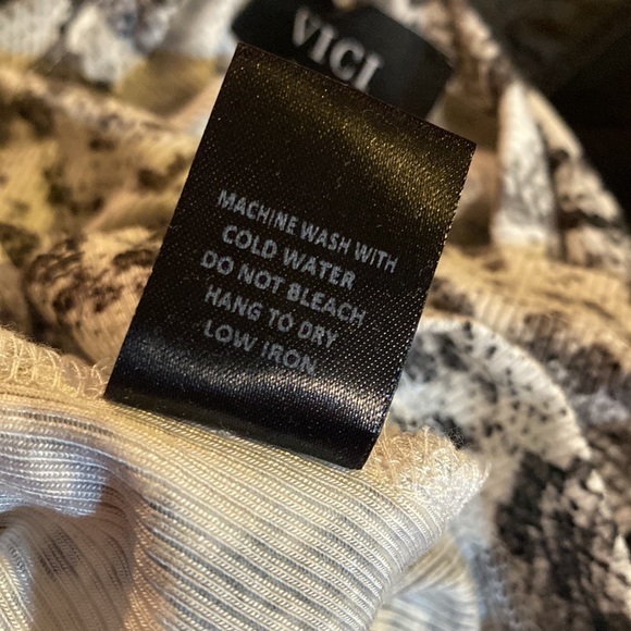 Vici Boa Ribbed One Shoulder Knit Tank Python Pattern - Picture 8 of 8